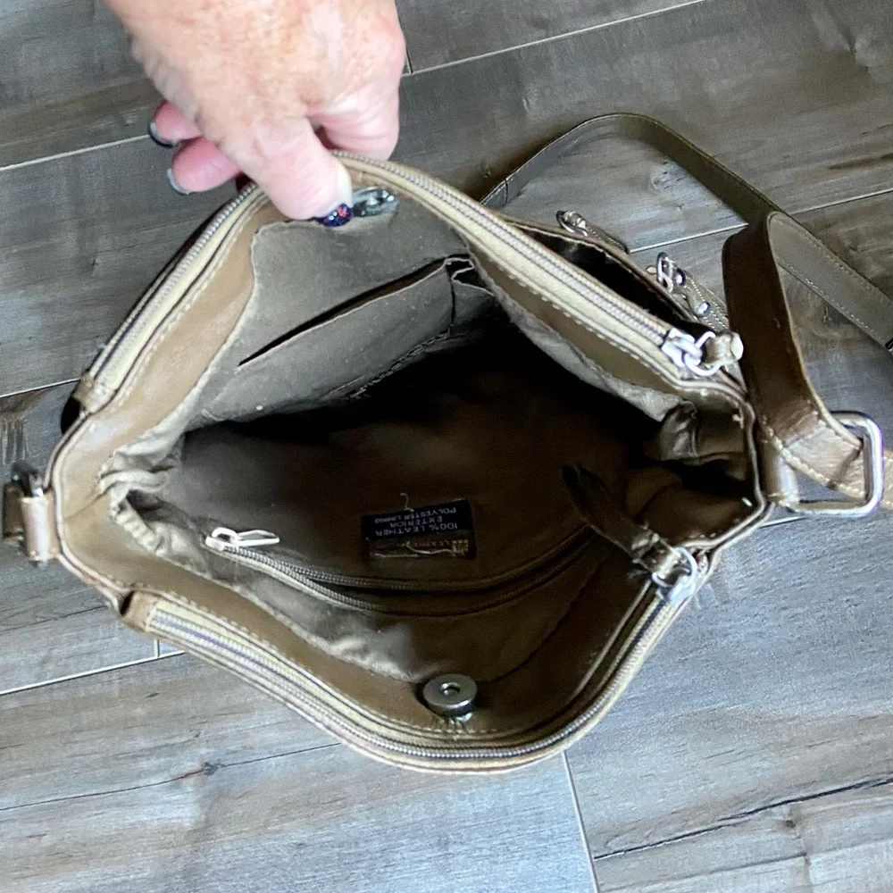 Great American Leather Works Cross Body Bag in Brown